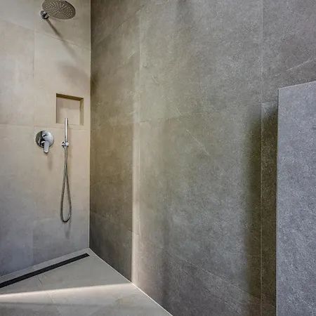 빌라 A Touch Of Luxury And Comfort - Irena
