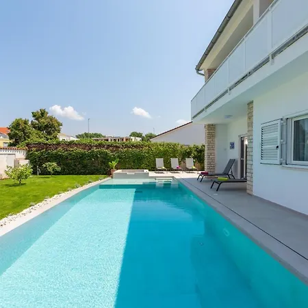 Irena With Private Pool In Villa *