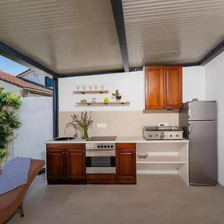 Villa A Touch Of Luxury And Comfort - Irena