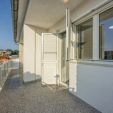 Villa A Touch Of Luxury And Comfort - Irena Porec