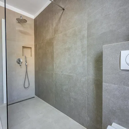 A Touch Of Luxury And Comfort - Irena Villa Porec
