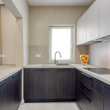 A Touch Of Luxury And Comfort - Irena Villa