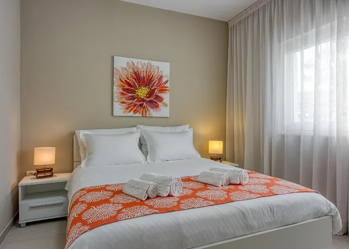 A Touch Of Luxury And Comfort - Irena 포레치