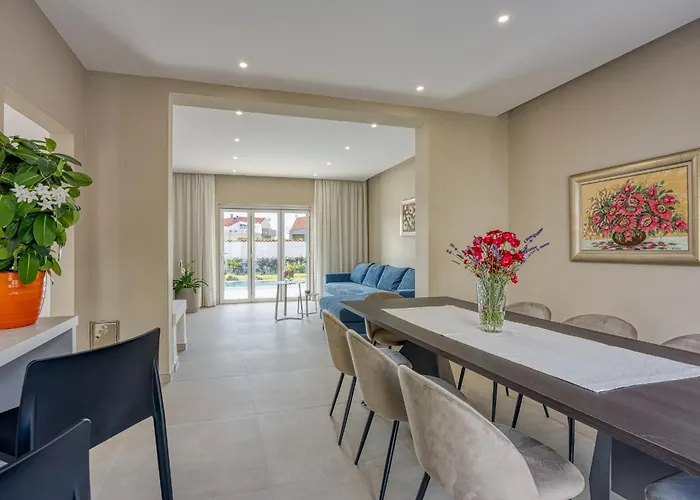 빌라 A Touch Of Luxury And Comfort - Irena