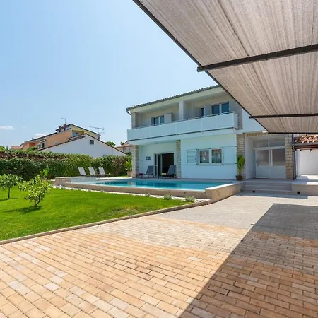 Villa Irena With Private Pool In *